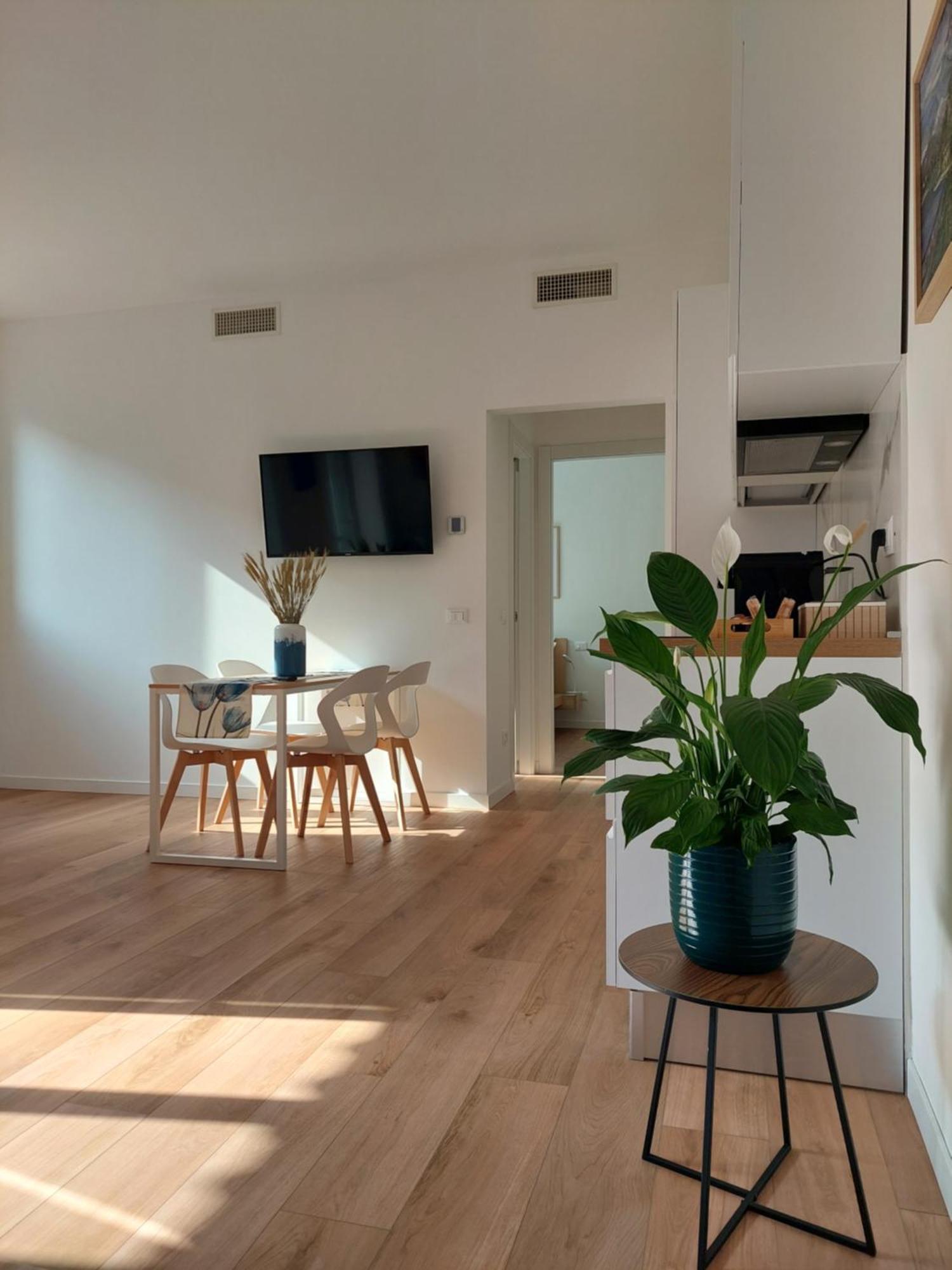 Casa Mappamondo Леко Екстериор снимка